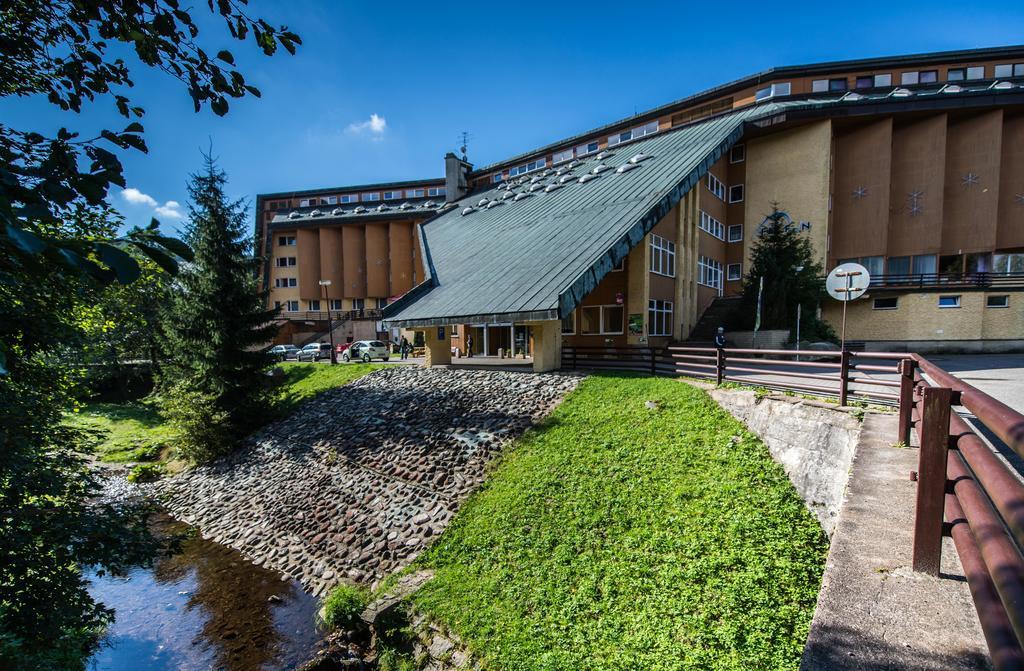 Hotel Fit Fun Harrachov Exterior foto